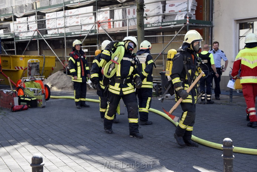 Explo Feuer 2 Koeln Kalk Hoefestr P041.JPG - Miklos Laubert